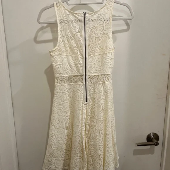 White Lace Skater Dress Size S/M - Picture 2 of 2